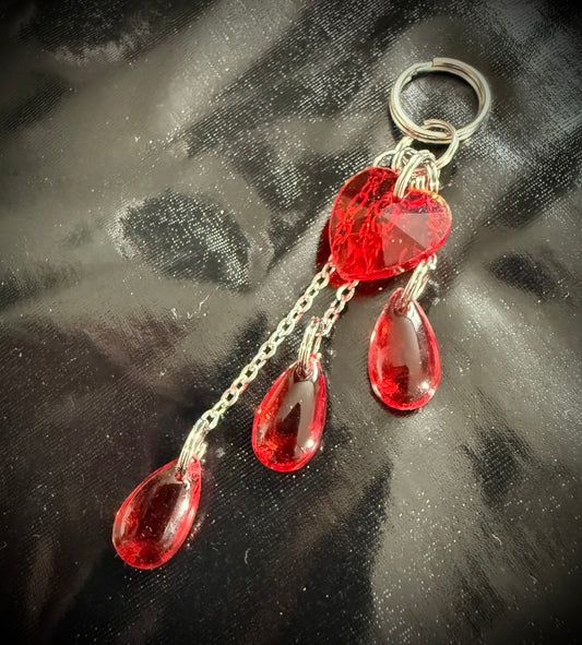 ‘Morticia’ Bleeding Heart Kini Charm