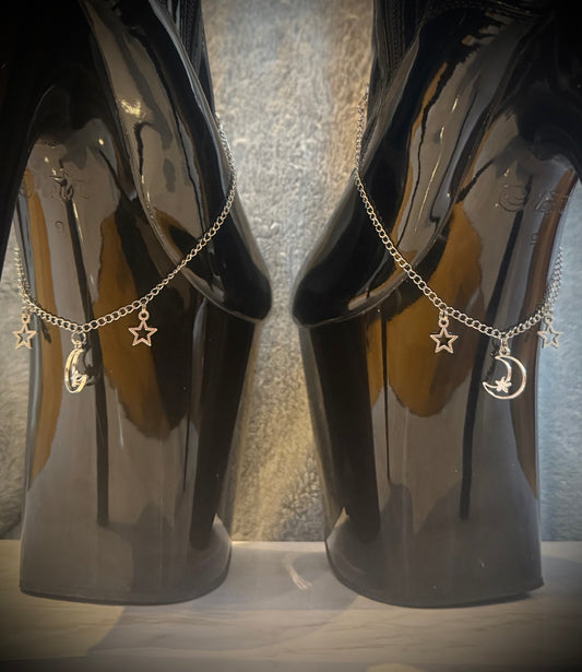 ‘Star Struck’ Boot Chains (Crescent Moon Single Chain)